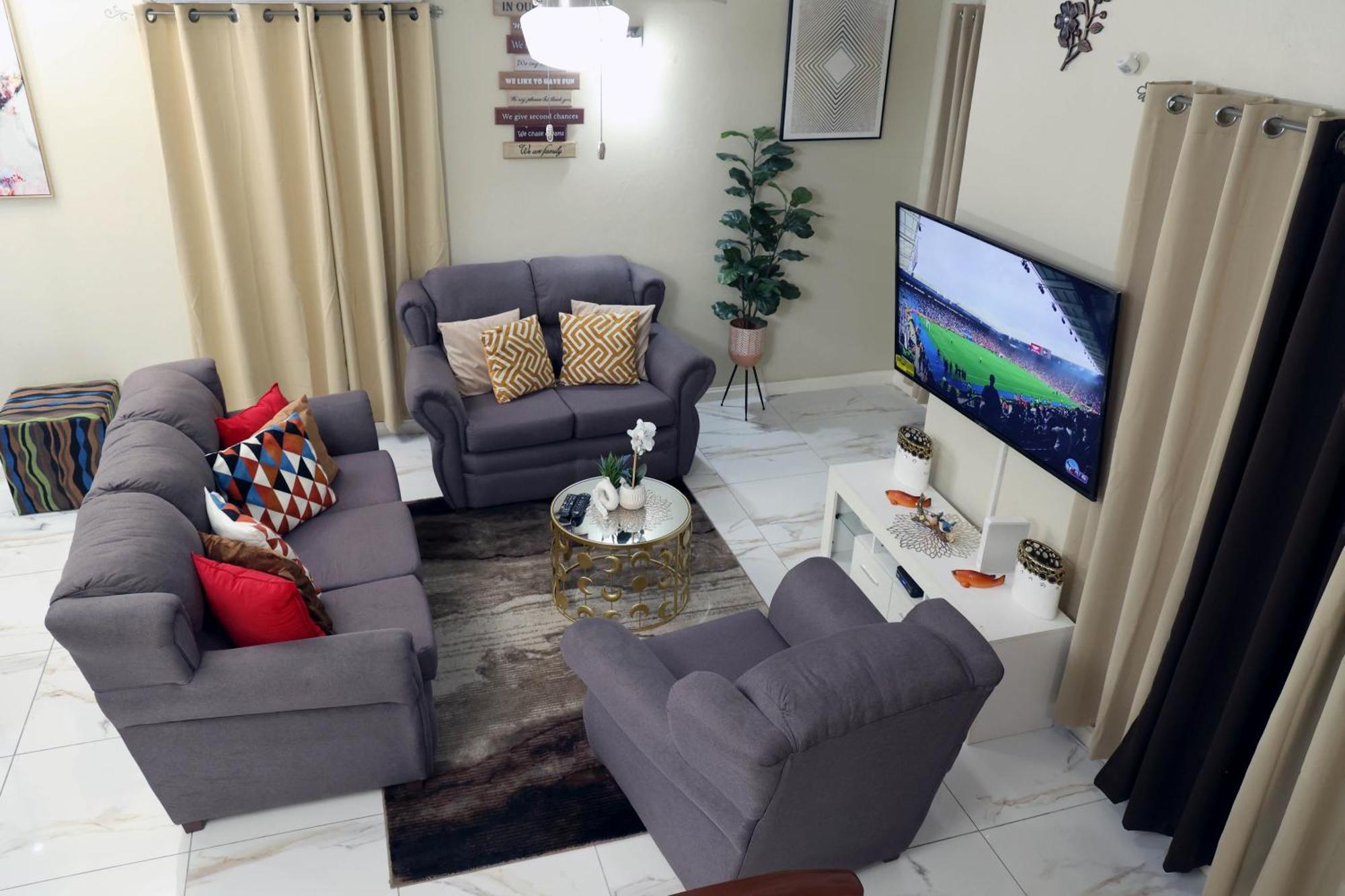 Spacious Luxury 3 Bed Rooms In Kingston Exterior foto